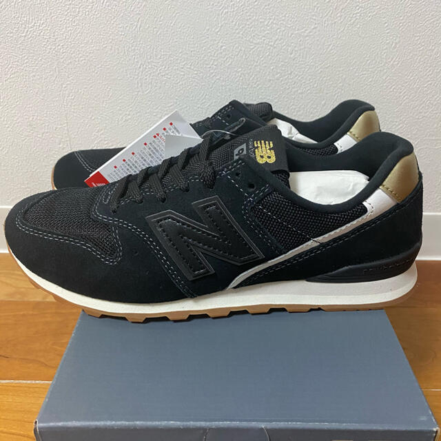 New Balance(ニューバランス)の【新品未使用】New balance ニューバランス WL996NA スニーカー レディースの靴/シューズ(スニーカー)の商品写真