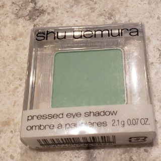 シュウウエムラ(shu uemura)の新品未開封　シュウウエムラ　アイシャドー　Mグリーン535(アイシャドウ)