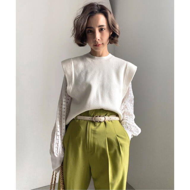 Ameri VINTAGE(アメリヴィンテージ)のAmeri♡LAYERED OVER SHOULDER KNIT レディースのトップス(カットソー(長袖/七分))の商品写真