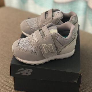 ニューバランス(New Balance)の【箱付き】ニューバランス 12.0m IZ996 QR (LIGHT GRAY)(スニーカー)