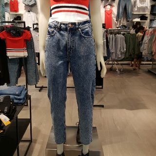 エイチアンドエム(H&M)の【H&M】ハイウエストデニム(デニム/ジーンズ)