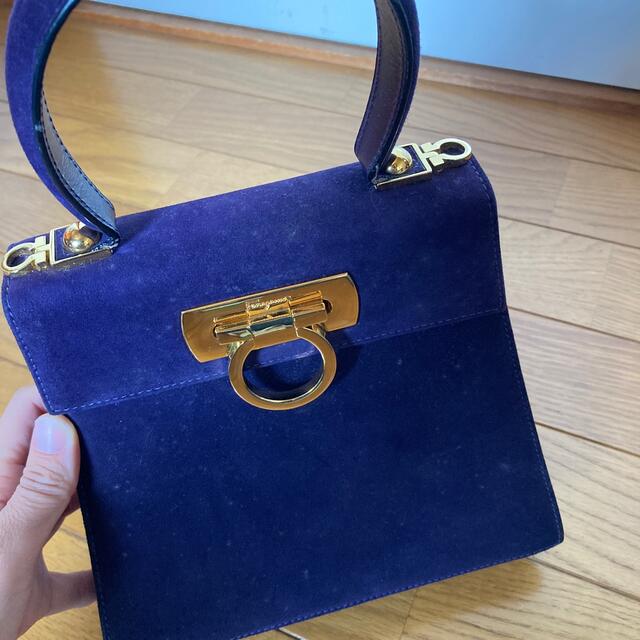 Ferragamo(フェラガモ)のFerragamo ハンドルバッグ　ショルダー　パープル レディースのバッグ(ショルダーバッグ)の商品写真