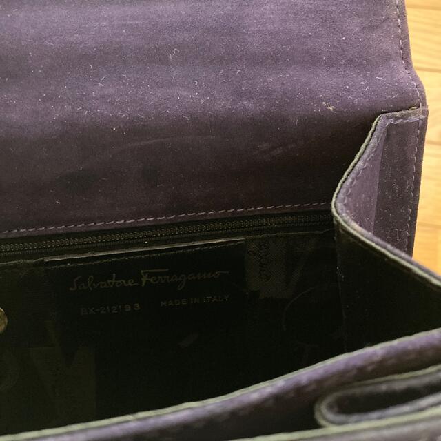 Ferragamo(フェラガモ)のFerragamo ハンドルバッグ　ショルダー　パープル レディースのバッグ(ショルダーバッグ)の商品写真