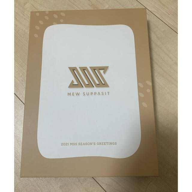 Mew seasons greeting 202139Mew