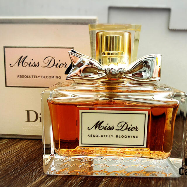 クリスチャンディオール Miss Dior  アブソリュートリー ブルーミング