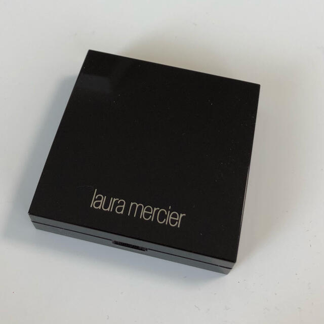 laura mercier(ローラメルシエ)のlaura mercier ブラッシュカラー01 コスメ/美容のベースメイク/化粧品(チーク)の商品写真