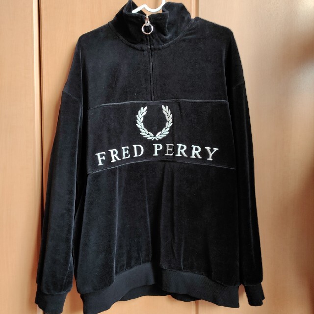 Fred Perry ハーフジップベロアスウェット　ブラック