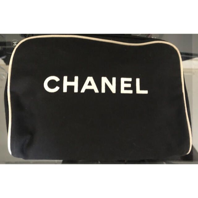 ❤️超レア✨非売品❤️美品❤️CHANEL シャネル❤️斜めがけポーチ❤️