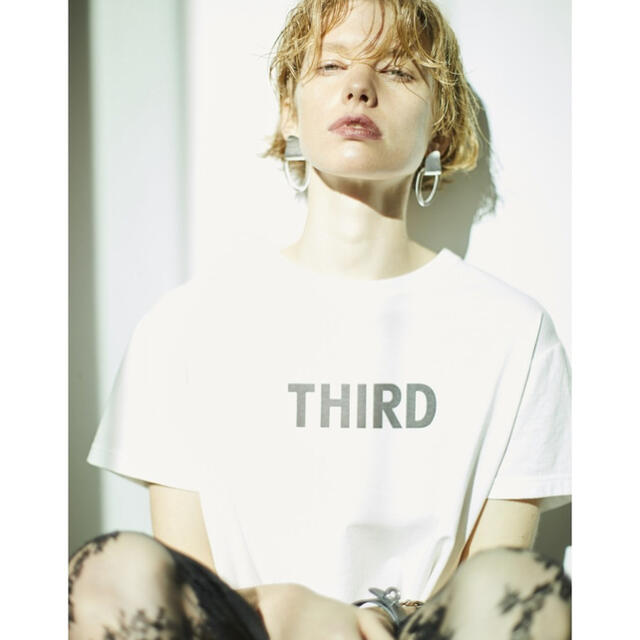 DEUXIEME CLASSE(ドゥーズィエムクラス)のTHIRD MAGAZINE サードマガジン /ロゴプリントTシャツ レディースのトップス(Tシャツ(半袖/袖なし))の商品写真