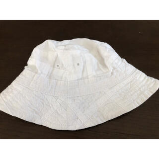 ベビーギャップ(babyGAP)のbaby GAP  帽子　46cm  ベビー　白　綿100% 赤ちゃん(帽子)