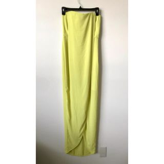 ビーシービージーマックスアズリア(BCBGMAXAZRIA)のBCBG MAXAZRIA BCBG ロングドレス　パーティドレス　ベアトップ(ロングドレス)