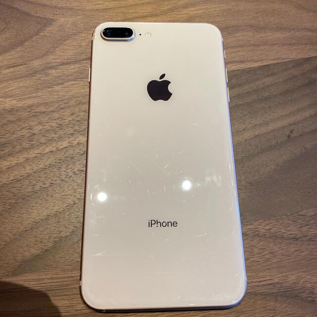 iPhone(アイフォーン)のiPhone8 plus gold 64gb simフリー スマホ/家電/カメラのスマートフォン/携帯電話(スマートフォン本体)の商品写真