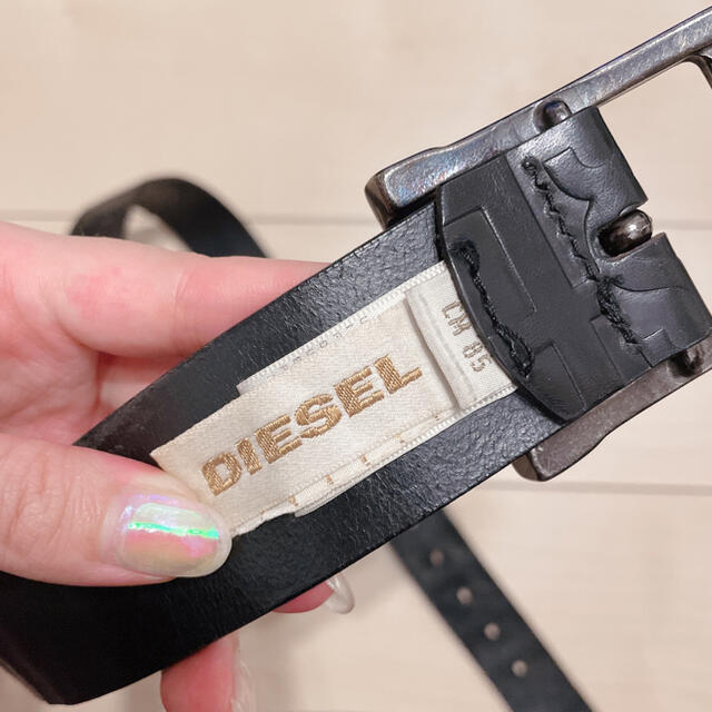 DIESEL(ディーゼル)のDIESEL牛革ベルト レディースのファッション小物(ベルト)の商品写真