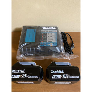 マキタ(Makita)のマキタ　新品未使用　純正　18V 6.0Ah バッテリー 2個　急速充電器セット(工具/メンテナンス)