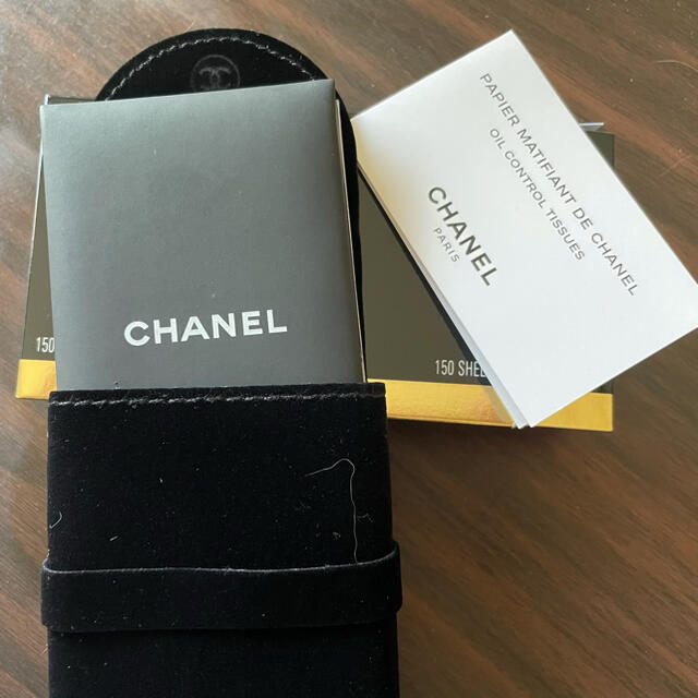 CHANEL(シャネル)のCHANEL  オイルコントロールティッシュ コスメ/美容のメイク道具/ケアグッズ(あぶらとり紙)の商品写真