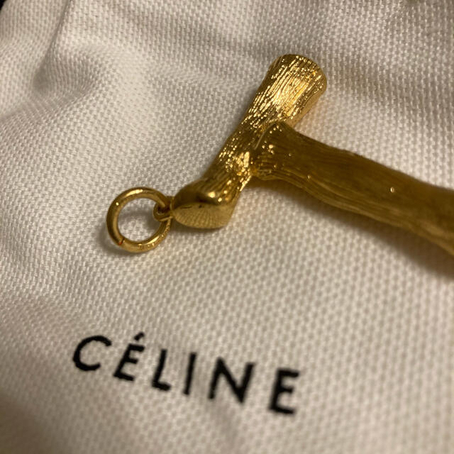 【celine】セリーヌ　イニシャルネックレス　アルファベット