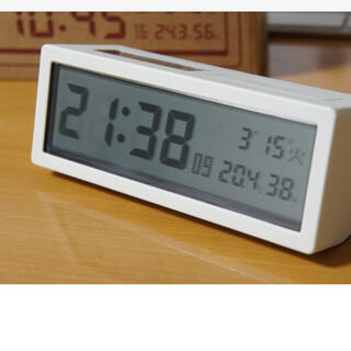 ムジルシリョウヒン(MUJI (無印良品))の無印　電波時計　デジタル時計(置時計)