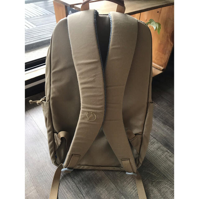 FJALL RAVEN(フェールラーベン)の【レア】FJALLRAVEN/フェールラーベン デイパック Raven 28L  メンズのバッグ(バッグパック/リュック)の商品写真