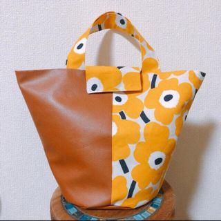 マリメッコmarimekko／VENJA TOTE BAG  レザーバッグ