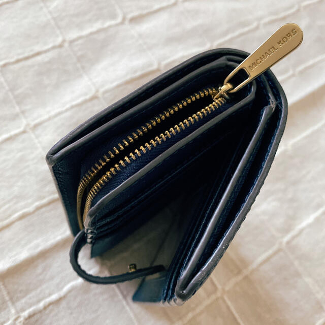 Michael Kors(マイケルコース)の美品☆マイケルコース　二つ折り財布 レディースのファッション小物(財布)の商品写真
