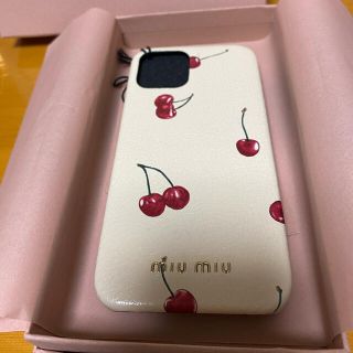 miumiu - 人気❣️Miu Miu チェリー柄iPhone12/12pro用ケースの