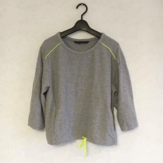 ザラ(ZARA)のZARA グレーカットソー(カットソー(長袖/七分))