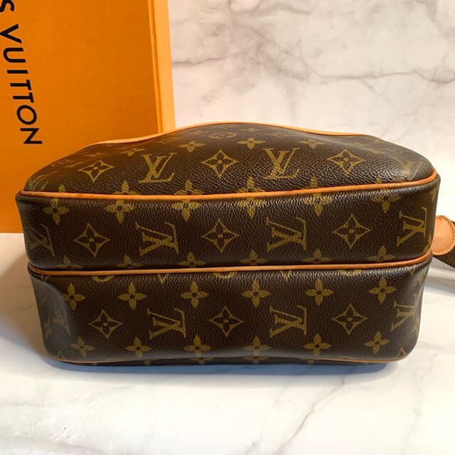 LOUIS VUITTON(ルイヴィトン)の【ぽぽにゃん様専用】ヴィトン 美品 リポーター PM ショルダーバッグ  レディースのバッグ(ショルダーバッグ)の商品写真