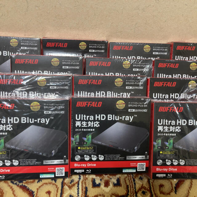 Buffalo(バッファロー)の【新品・未開封】BUFFALO UHD BD対応 ポータブルブルーレイドライブ スマホ/家電/カメラのテレビ/映像機器(ブルーレイプレイヤー)の商品写真