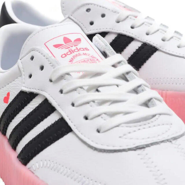 adidas(アディダス)の新品未使用 アディダス SAMBA ROSE 定価13200円 スニーカー レディースの靴/シューズ(スニーカー)の商品写真