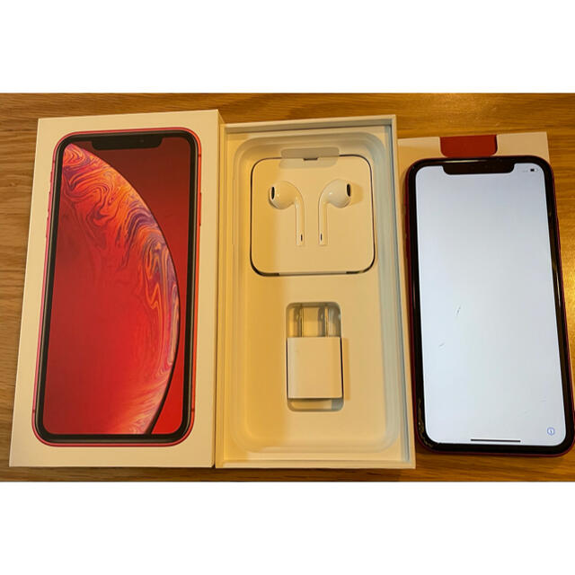 Apple(アップル)のiPhone XR 128GB SIMフリー RED スマホ/家電/カメラのスマートフォン/携帯電話(スマートフォン本体)の商品写真