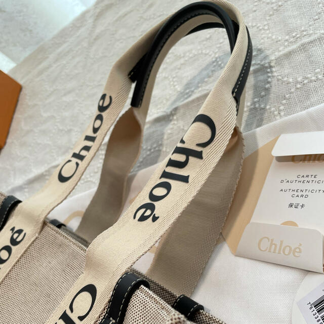 Chloe(クロエ)の専用出品☆入手困難☆クロエ　ウッディ　トートバッグ　ミディアムサイズ レディースのバッグ(トートバッグ)の商品写真