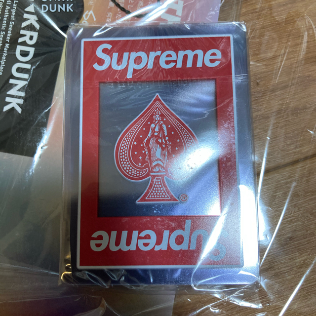 Supreme(シュプリーム)のSupreme Bicycle Clear Playing Cards エンタメ/ホビーのテーブルゲーム/ホビー(トランプ/UNO)の商品写真