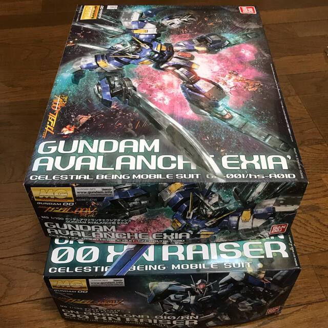 MG ガンダムアヴァランチエクシアダッシュ&ダブルオーザン MG ガンダムアヴァランチエクシアダッシュ&ダブルオーザン