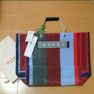 マルニ(Marni)の新品タグ付き マルニ ストライプバッグ ラッカーレッド(トートバッグ)