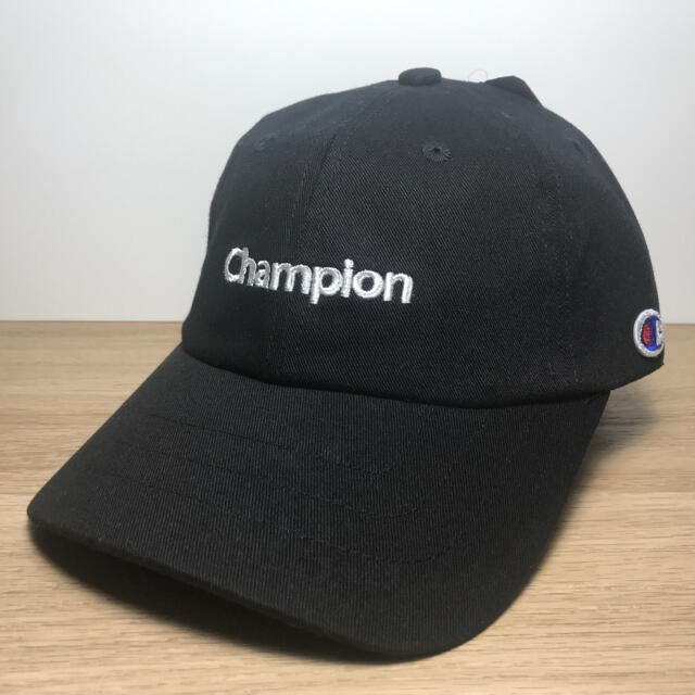 Champion(チャンピオン)の新品未使用　チャンピオン　ローキャップ　送料無料　男女兼用 メンズの帽子(キャップ)の商品写真