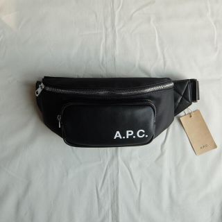 アーペーセー(A.P.C)のAPC メンズ camden ボディバッグ(ボディーバッグ)