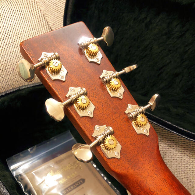Martin(マーティン)の【極美品】Martin 00-18 2018 最新モデル仕様　 楽器のギター(アコースティックギター)の商品写真