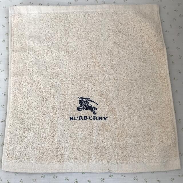 BURBERRY(バーバリー)のBURBERRY フェイスタオル2枚、ハンドタオル1枚 エンタメ/ホビーのアニメグッズ(タオル)の商品写真