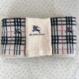 バーバリー(BURBERRY)のBURBERRY フェイスタオル2枚、ハンドタオル1枚(タオル)