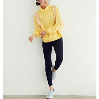 ナイキ(NIKE)のWeb限定イエロー！定9900円ナイキアイコンクラッシュ新品ナイロンジャケット！(ナイロンジャケット)