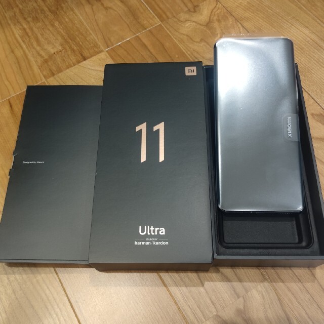 Xiaomi Mi11 Ultra 白 12GB+256GB 充電器付き - スマートフォン本体
