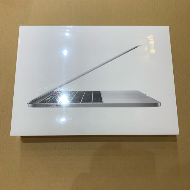 MacBook Air 2019 128GB USキーボード＋マルチポートハブ