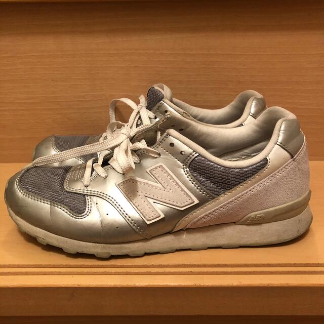 New Balance(ニューバランス)のニューバランス　WR996HN レディースの靴/シューズ(スニーカー)の商品写真