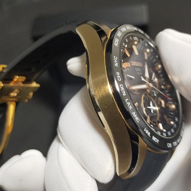 最終値下げ❗★美品★セイコー　アストロン　SBXB055　金×黒　ASTRON メンズの時計(腕時計(アナログ))の商品写真