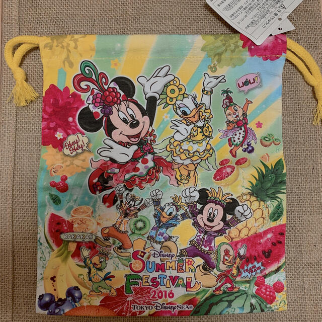 Disney(ディズニー)のサマーフェスティバル/巾着 エンタメ/ホビーのおもちゃ/ぬいぐるみ(キャラクターグッズ)の商品写真