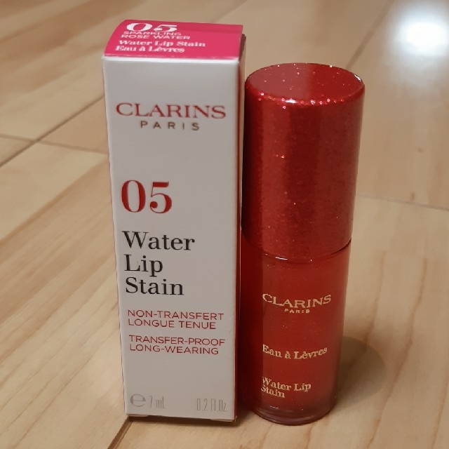 CLARINS(クラランス)のゆかママ様専用★新品 クラランス ウォーターリップ ステイン 05 コスメ/美容のベースメイク/化粧品(リップグロス)の商品写真