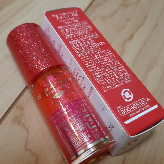 CLARINS(クラランス)のゆかママ様専用★新品 クラランス ウォーターリップ ステイン 05 コスメ/美容のベースメイク/化粧品(リップグロス)の商品写真