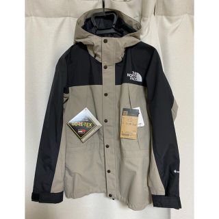 ザノースフェイス(THE NORTH FACE)の完全新品未着用品　マウンテンライトジャケット　ミネラルグレー　Sサイズ(マウンテンパーカー)