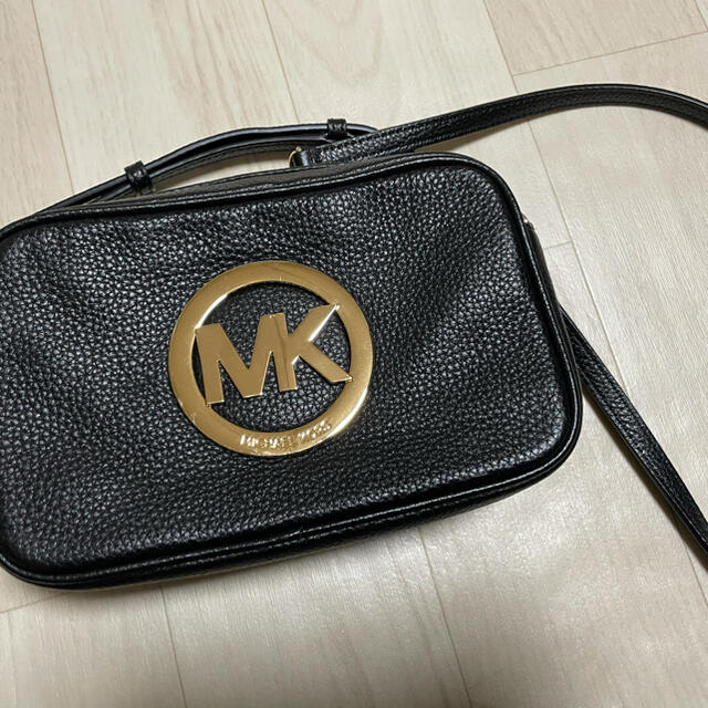 Michael Kors(マイケルコース)の【アップルパイ様専用】マイケルコース　ロゴショルダーバッグ レディースのバッグ(ショルダーバッグ)の商品写真