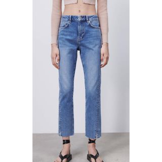 ザラ(ZARA)の新品　ZARA スリムフィット　ハイライズデニムパンツ(デニム/ジーンズ)